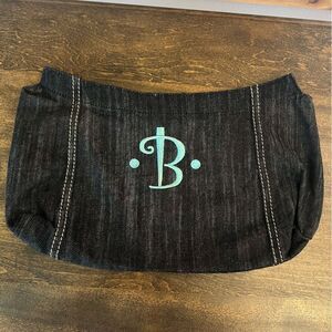 Thirty-one B embrodered Skirt Purse Cover